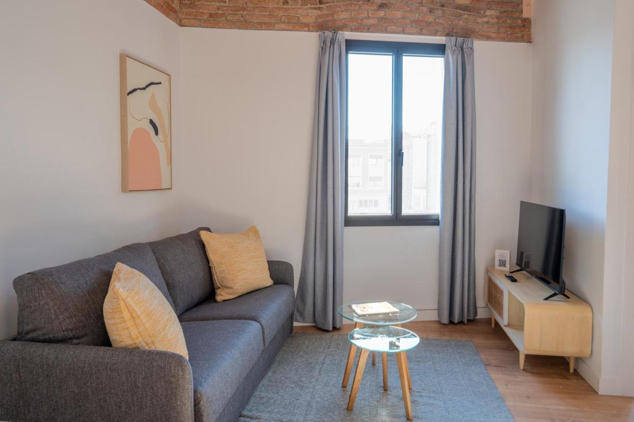 Feelathome Stadium Apartments L'Hospitalet de Llobregat Dış mekan fotoğraf