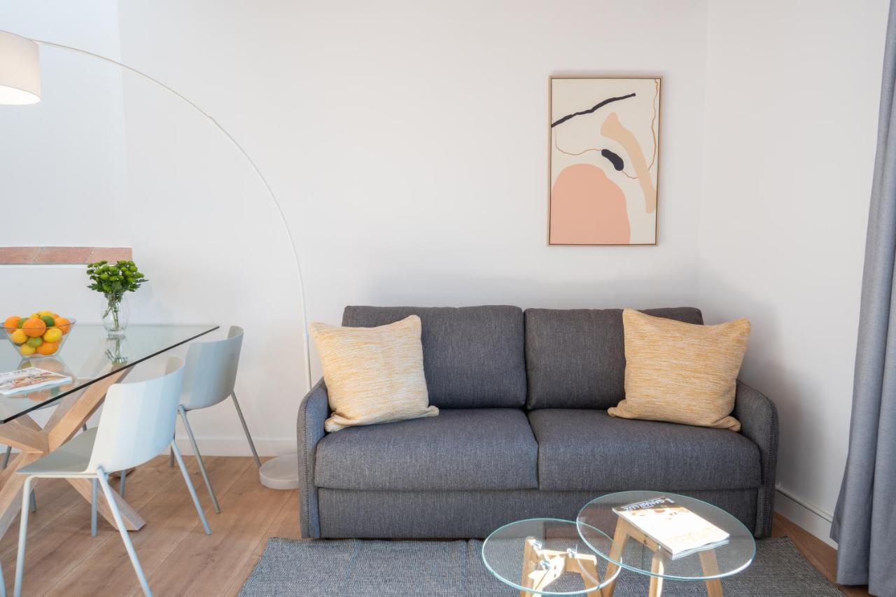 Feelathome Stadium Apartments L'Hospitalet de Llobregat Dış mekan fotoğraf